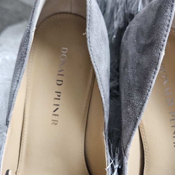 Barely worn Donald Pliner grey two tone with buckle/alligator style chunky heel - Picture 2 of 16